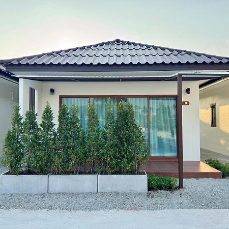 Maikhao Beach Guest House Mai Khao Екстериор снимка